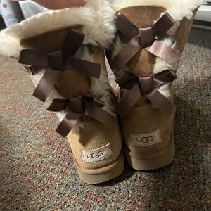 UGG Bailey Boots Women’s US Size 9